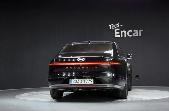 Hyundai Grandeur Premium — пробег 10 027 км — фото 4 из 5