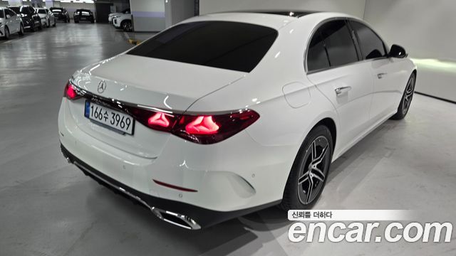 Mercedes-Benz E-Class из Кореи Encar