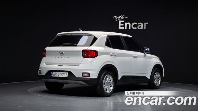 Hyundai Venue из Кореи Encar
