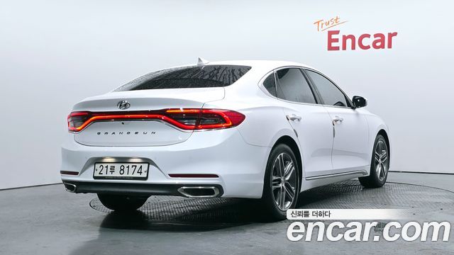 Hyundai Grandeur 2.4 Premium — пробег 48 205 км — фото 2 из 5