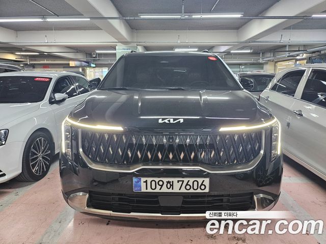Kia Carnival HEV 9seater Signature — пробег 18 км — фото 3 из 5