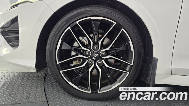 Kia K5 из Кореи Encar