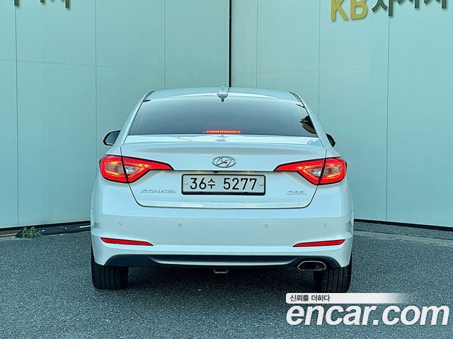 Hyundai Sonata 2.0 Smart — пробег 185 529 км — фото 4 из 5