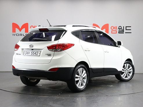 Hyundai Tucson Diesel 2WD LX20 Luxury — пробег 214 000 км — фото 3 из 5