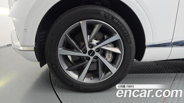 Genesis GV80 из Кореи Encar