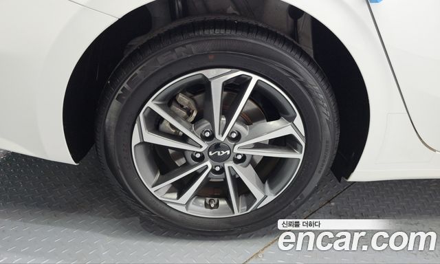 Kia K3 из Кореи Encar
