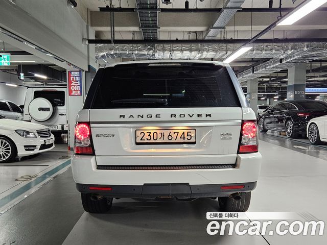 Land Rover Range Rover Sport 3.0 SDV6 — пробег 128 098 км — фото 3 из 5