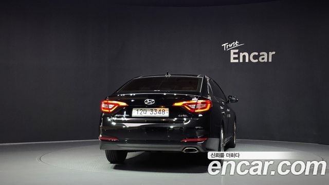 Hyundai Sonata 2.0 Premium — пробег 189 490 км — фото 4 из 5