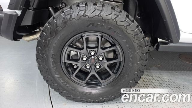 Jeep Wrangler 2.0 Rubicon Power Top 4Door — пробег 17 294 км — фото 5 из 5