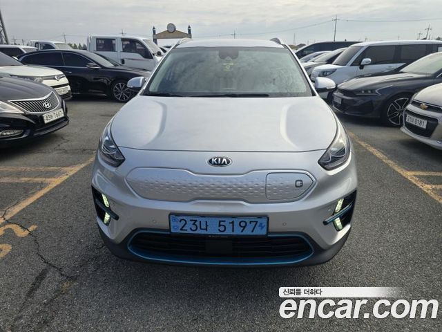Kia Niro Noblesse — пробег 43 072 км — фото 2 из 5