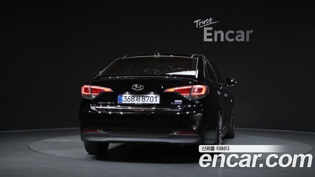 Hyundai Sonata 2.0 Plug-in HEV Exclusive — пробег 148 013 км — фото 4 из 5