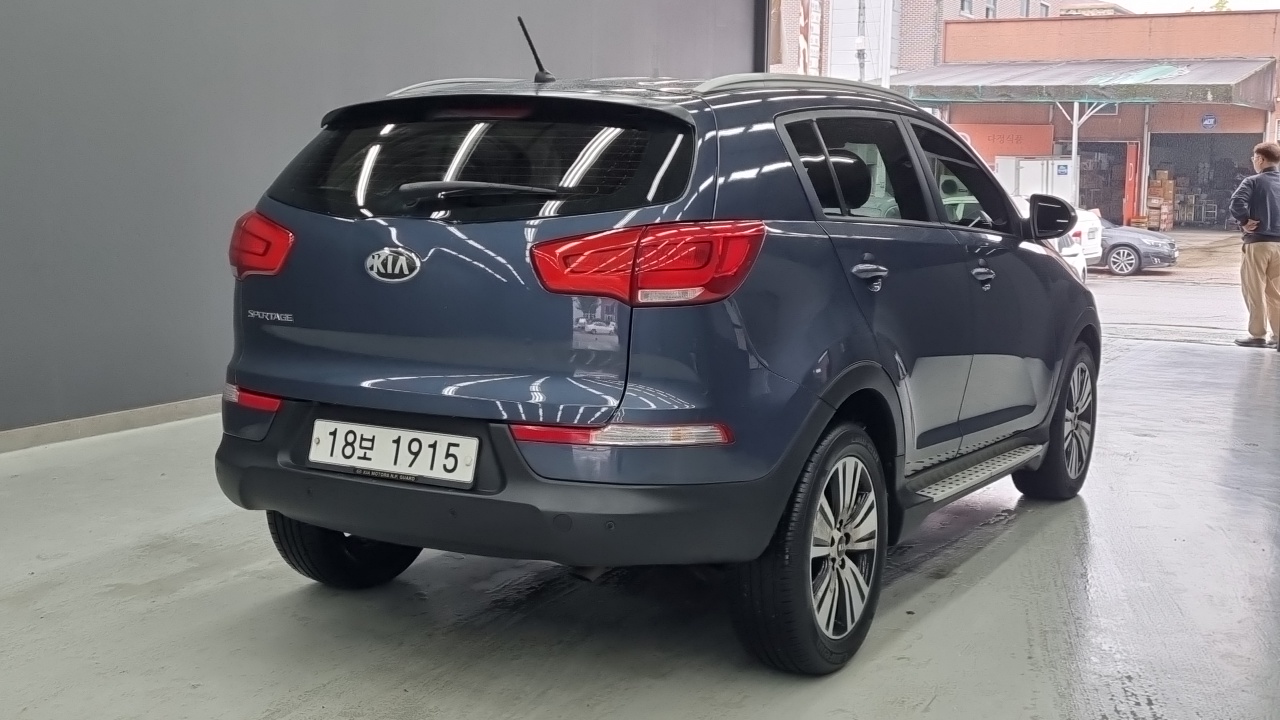 Kia Sportage Diesel 2WD Trendy — пробег 133 000 км — фото 2 из 5