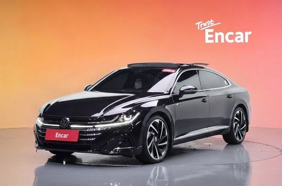 Volkswagen Arteon 2.0 TDI R-LIINE 4Motion — пробег 30 100 км — фото 1 из 5