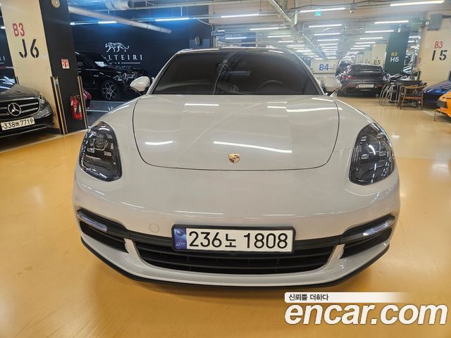 Porsche Panamera 3.0 AWD — пробег 61 889 км — фото 3 из 5
