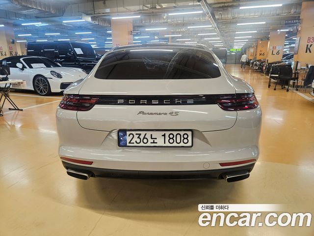Porsche Panamera 3.0 AWD — пробег 61 889 км — фото 4 из 5