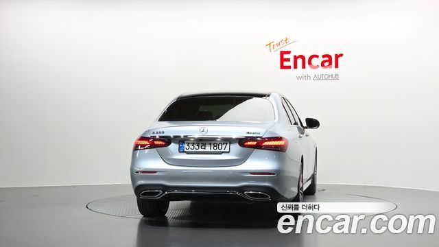 Mercedes-Benz E-Class E350 4MATIC AMG Line — пробег 53 784 км — фото 4 из 5