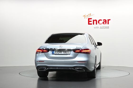 Mercedes-Benz E-Class E350 4MATIC AMG Line — пробег 53 784 км — фото 4 из 5