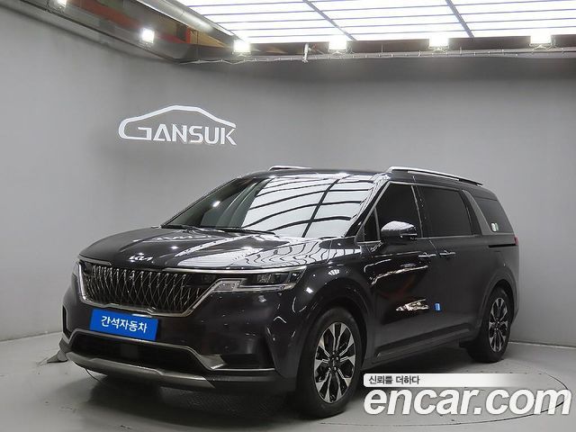 Kia Carnival Gasoline 7-Seater Signature — пробег 25 126 км — фото 2 из 5