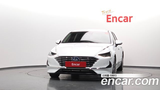 Hyundai Sonata 2.0 Premium Family — пробег 166 026 км — фото 3 из 5