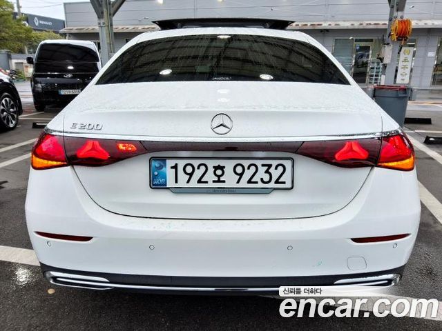 Mercedes-Benz E-Class E200 Avantgarde — пробег 54 254 км — фото 4 из 5