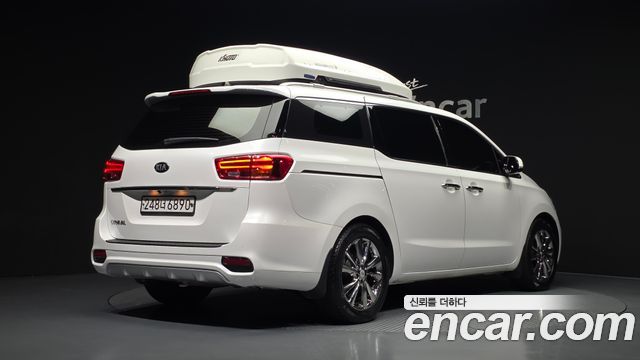 Kia Carnival Gasoline 9-Seater Prestige — пробег 92 204 км — фото 2 из 5