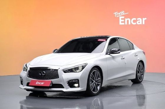 Infiniti Q50 3.5 Hybrid Essence — пробег 61 531 км — фото 1 из 5