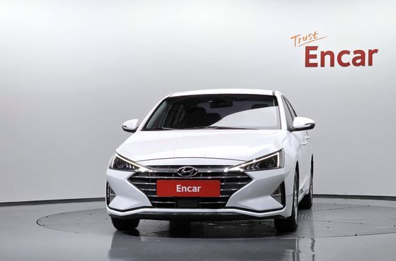 Hyundai AVANTE 1.6 Smart — пробег 195 282 км — фото 3 из 5