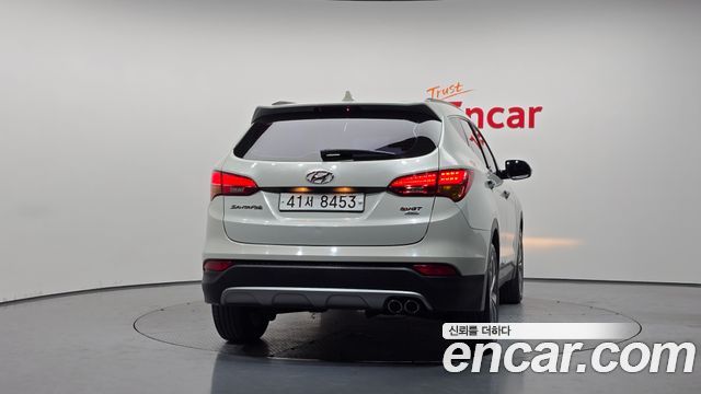 Hyundai Santafe Diesel(e-VGT) 2.0 4WD Premium — пробег 146 314 км — фото 4 из 5