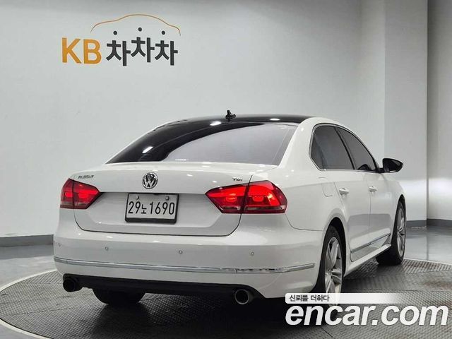 Volkswagen Passat 2.0 TDI B7 — пробег 234 839 км — фото 3 из 5