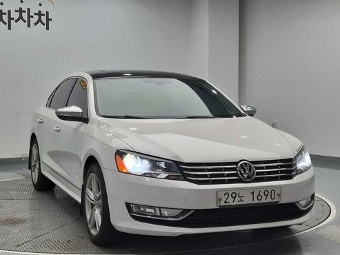 Volkswagen Passat 2.0 TDI B7 — пробег 234 839 км — фото 4 из 5