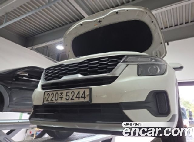Kia Seltos из Кореи Encar