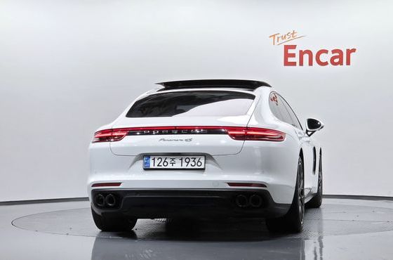 Porsche Panamera 3.0 AWD — пробег 129 339 км — фото 4 из 5