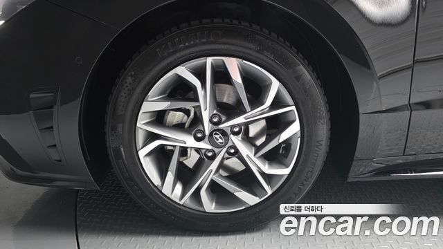Hyundai Sonata 2.0 Premium Plus — пробег 83 654 км — фото 5 из 5