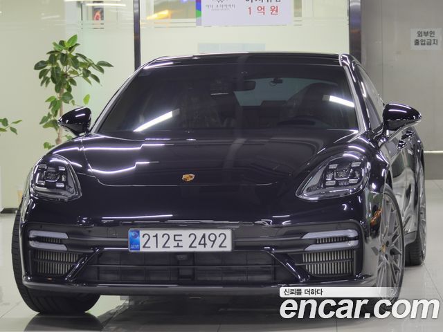 Porsche Panamera 2.9 AWD Platinum Edition — пробег 67 000 км — фото 1 из 5