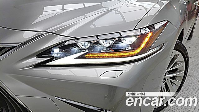 Lexus ES Executive — пробег 60 521 км — фото 3 из 5