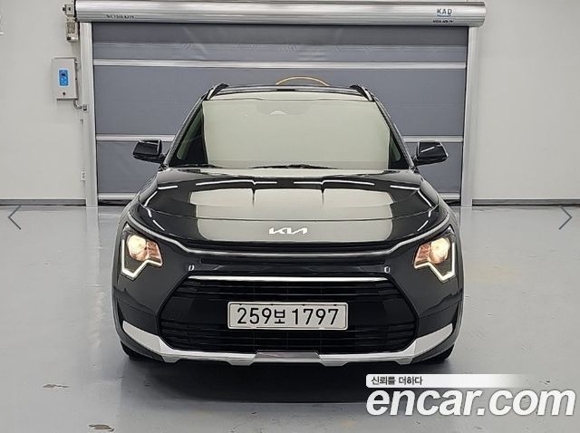 Kia Niro Trendy — пробег 69 573 км — фото 2 из 3