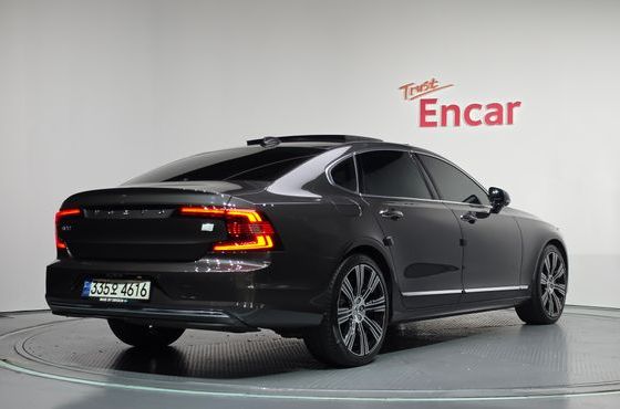 Volvo S90 T8 AWD Inscription — пробег 81 508 км — фото 2 из 5