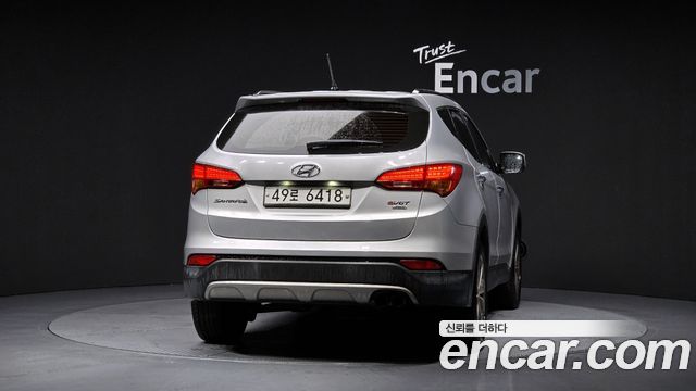Hyundai Santafe Diesel(e-VGT) 2.2 4WD Exclusive — пробег 191 497 км — фото 4 из 5