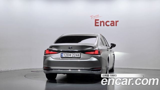Lexus ES Executive — пробег 151 232 км — фото 4 из 5