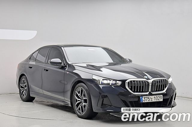 BMW 5-Series 520i M Sport — пробег 12 212 км — фото 3 из 5