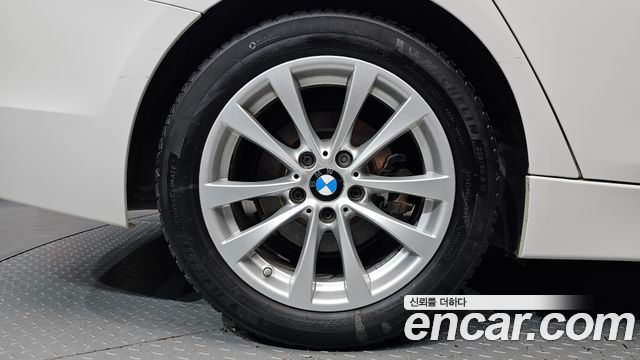 BMW 3-Series из Кореи Encar
