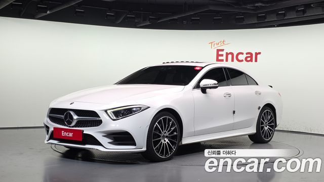 Mercedes-Benz CLS-Class CLS400d 4MATIC AMG Line — пробег 98 988 км — фото 1 из 5