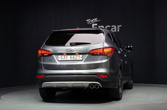 Hyundai Santafe Diesel(e-VGT) 2.0 2WD Exclusive — пробег 85 747 км — фото 4 из 5
