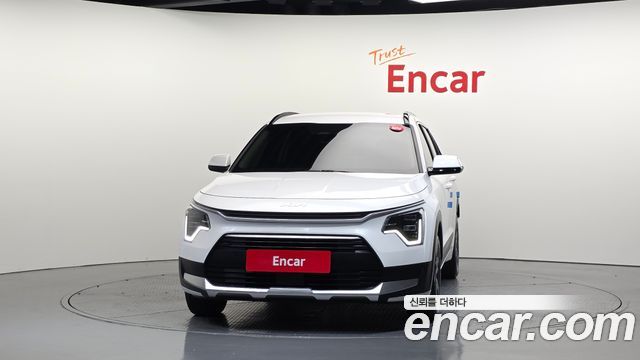Kia Niro Best Selection — пробег 15 853 км — фото 3 из 5