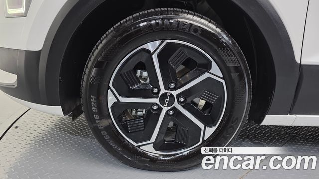 Kia Niro Best Selection — пробег 15 853 км — фото 5 из 5