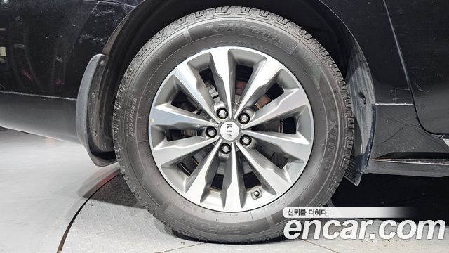 Kia Carnival 11-seater Luxury — пробег 118 613 км — фото 5 из 5