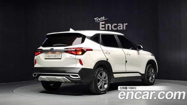 Kia Seltos из Кореи Encar