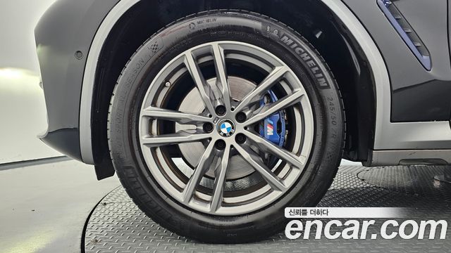 BMW X4 xDrive20i M Sports X Onlile Exclusive Edition — пробег 60 867 км — фото 5 из 5