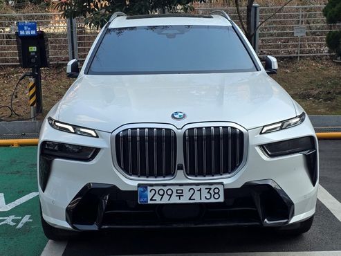 BMW X7 xDrive 40i M Sport 6STR — пробег 24 000 км — фото 3 из 5