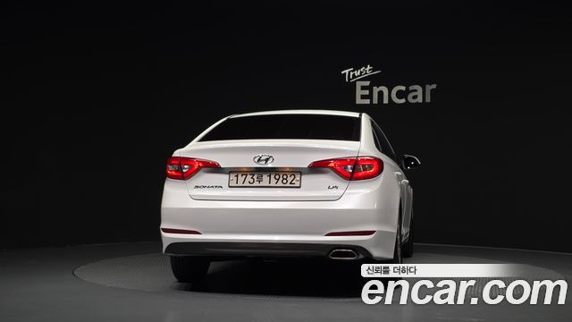 Hyundai Sonata LPI Smart — пробег 251 808 км — фото 4 из 5